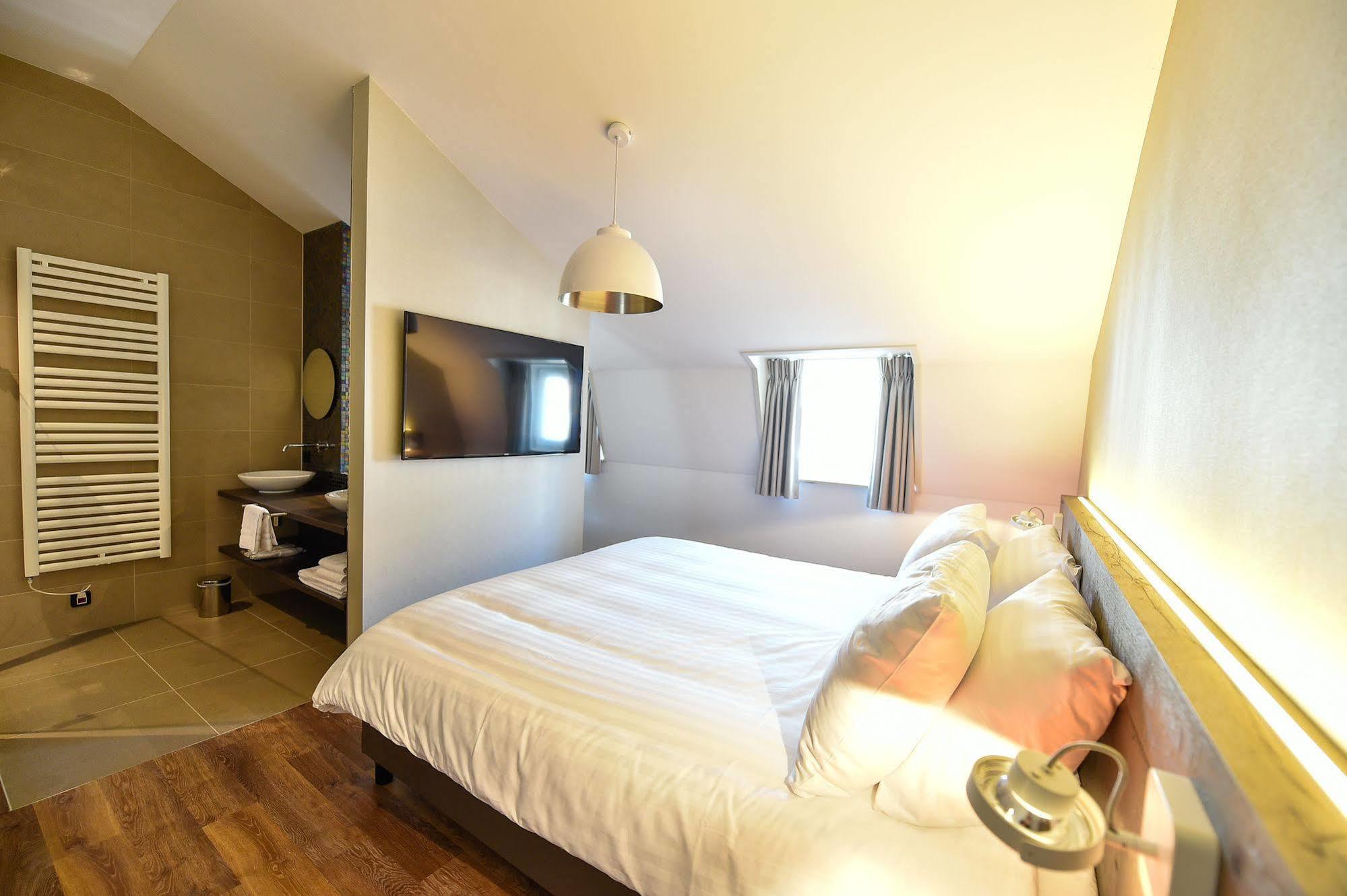 Brasserie-Hotel Antje Van De Statie Weert Εξωτερικό φωτογραφία
