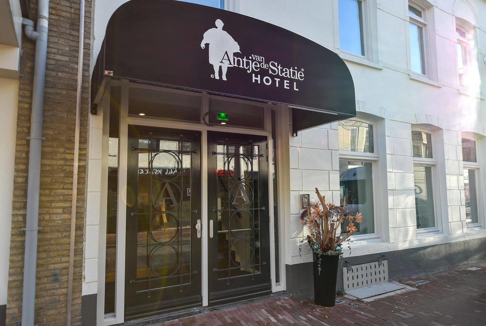 Brasserie-Hotel Antje Van De Statie Weert Εξωτερικό φωτογραφία